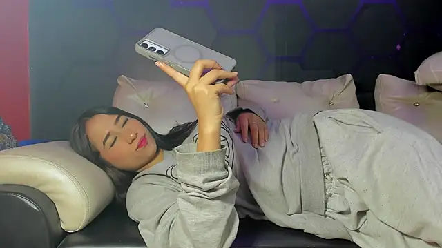 miacam-hot online show from 18, 10, 2025