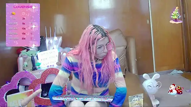 Skinygirl online show from 18, 9, 2025