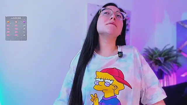 lucy neil online show from 21, 12, 2025