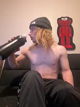 trippyski online show from 1, 1, 2025