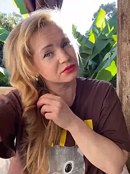 Lady  Maria online show from 20, 11, 2025