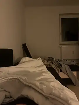 oroszlanw online show from 7, 1, 2025