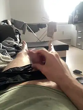 oroszlanw online show from 26, 2, 2025