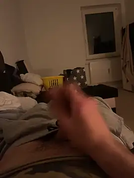 oroszlanw online show from 12, 3, 2025