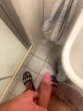 oroszlanw online show from 14, 10, 2025