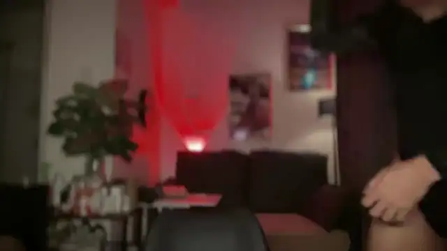 Bella Gordon online show from 18, 12, 2025