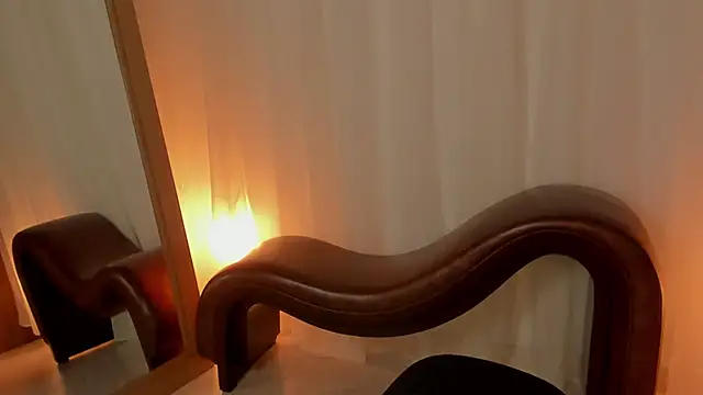 Snapshot of goddes_helena chatting on 1, 2, 2025 goddes helena online show from 1, 2, 2025