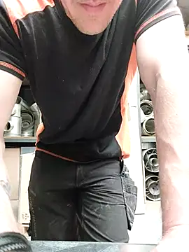 Xcoquinx online show from 19, 3, 2025