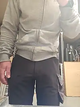 Xcoquinx online show from 7, 10, 2025