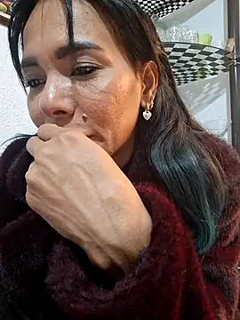 Doll Loren online show from 28, 5, 2026