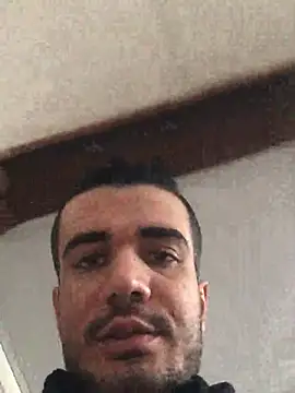 Snapshot of boyygirlls chatting on 8, 1, 2025 boyygirlls online show from 8, 1, 2025