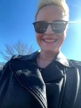 German Milf online show from 19, 3, 2025