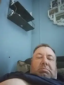 Snapshot of lawndad79 chatting on 1, 7, 2026 lawndad79 online show from 1, 7, 2026