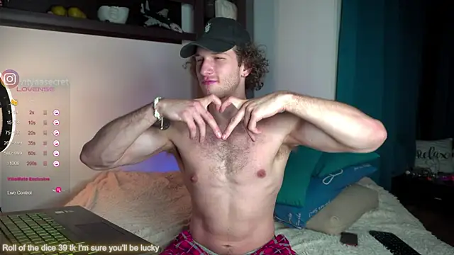 VIktorSecret online show from 8, 3, 2025