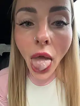 Snapshot of EmaSalis chatting on 13, 2, 2026 EmaSalis online show from 13, 2, 2026