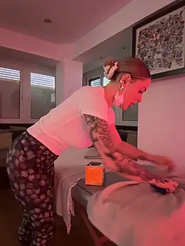 Snapshot of EmaSalis chatting on 20, 2, 2026 EmaSalis online show from 20, 2, 2026