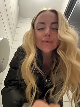 Snapshot of EmaSalis chatting on 26, 2, 2026 EmaSalis online show from 26, 2, 2026