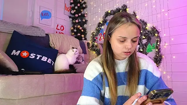 Snapshot of Misss_Vikk chatting on 31, 12, 2024 Misss Vikk online show from 31, 12, 2024