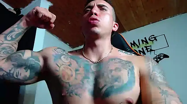 Snapshot of Adam_Hudsond chatting on 12, 12, 2024 Adam Hudsond online show from 12, 12, 2024