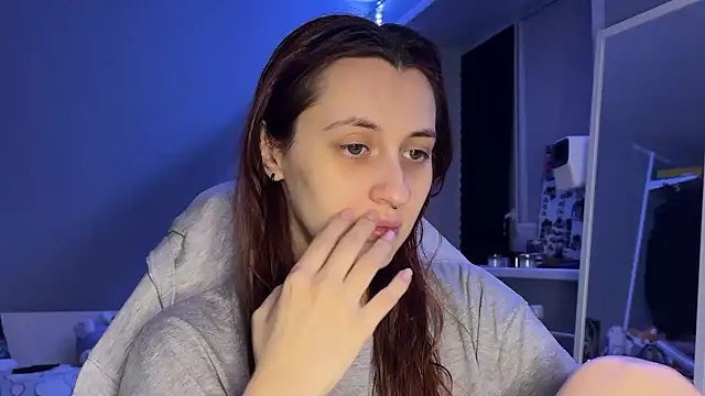 Snapshot of Uniarten chatting on 1, 4, 2026 Uniarten online show from 1, 4, 2026