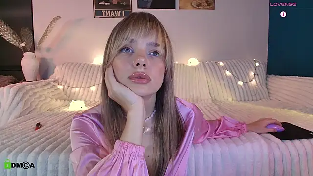 Kylie Desire online show from 29, 10, 2025