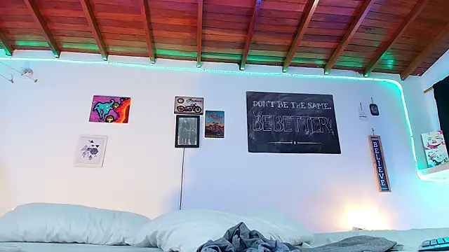 RyanCarter  online show from 8, 2, 2025