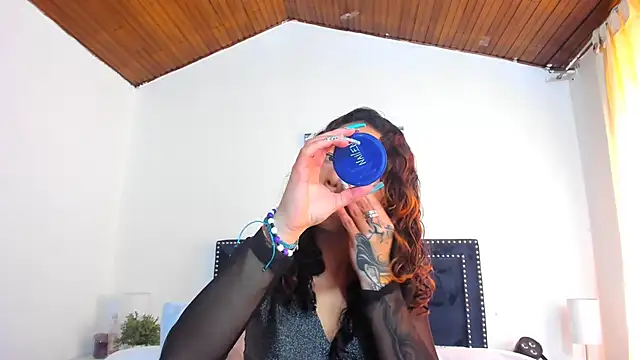 ZulyMichels online show from 22, 2, 2025