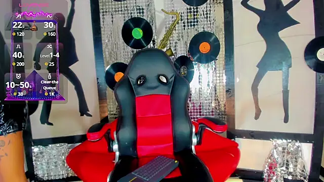 nickyminach  online show from 16, 12, 2024