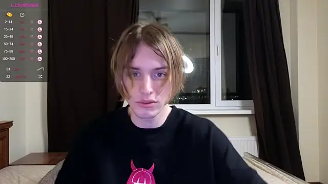 Snapshot of Cryptikov chatting on 7, 12, 2024 Cryptikov online show from 7, 12, 2024