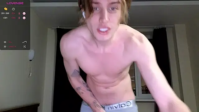 Snapshot of Cryptikov chatting on 9, 12, 2024 Cryptikov online show from 9, 12, 2024