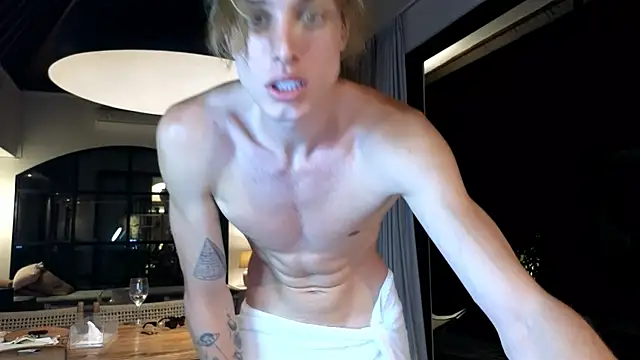 Snapshot of Cryptikov chatting on 17, 2, 2025 Cryptikov online show from 17, 2, 2025