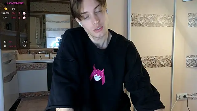 Snapshot of Cryptikov chatting on 19, 9, 2025 Cryptikov online show from 19, 9, 2025