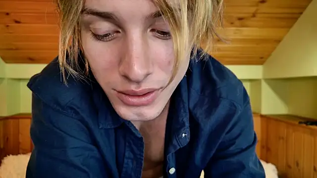 Snapshot of Cryptikov chatting on 6, 8, 2026 Cryptikov online show from 6, 8, 2026