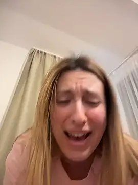 Snapshot of Eva_Ryen chatting on 6, 2, 2026 Eva Ryen online show from 6, 2, 2026