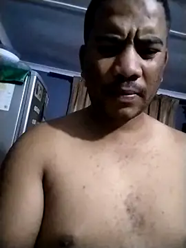 Snapshot of Purplejuice777 chatting on 15, 2, 2026 Purplejuice777 online show from 15, 2, 2026