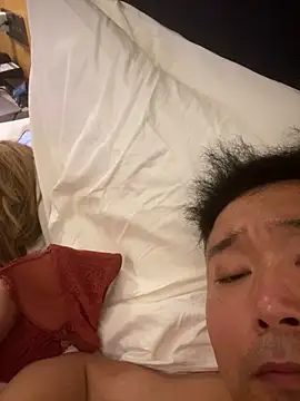 Snapshot of S00 chatting on 8, 1, 2025 S00 online show from 8, 1, 2025