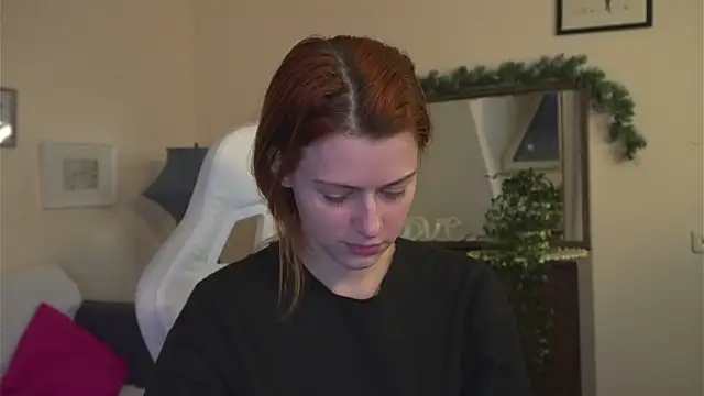 doll lesli online show from 27, 1, 2025