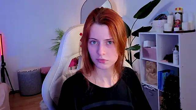 doll lesli online show from 4, 12, 2025