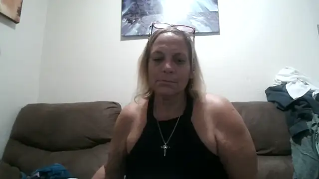 Snapshot of Victoria121565 chatting on 3, 5, 2026 Victoria121565 online show from 3, 5, 2026
