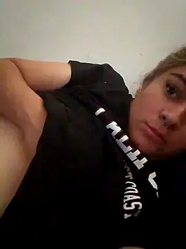 Snapshot of Juanavic chatting on 8, 12, 2024 Juanavic online show from 8, 12, 2024