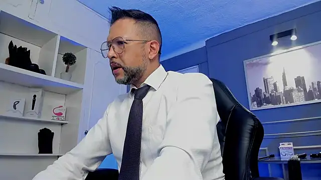 Snapshot of MrFrank_tattoo chatting on 20, 3, 2025 MrFrank tattoo online show from 20, 3, 2025