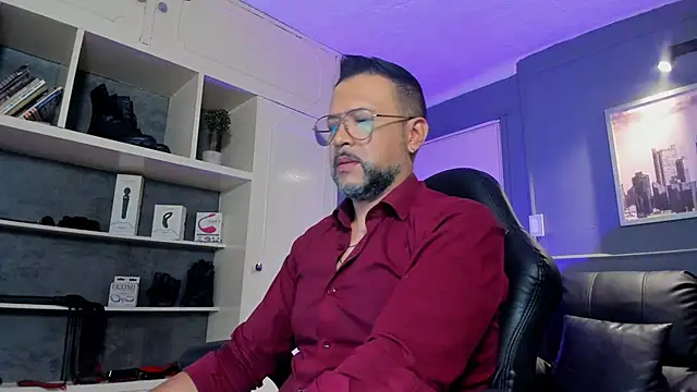 Snapshot of MrFrank_tattoo chatting on 18, 9, 2025 MrFrank tattoo online show from 18, 9, 2025