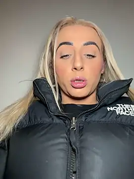 Strongqueen online show from 20, 12, 2025