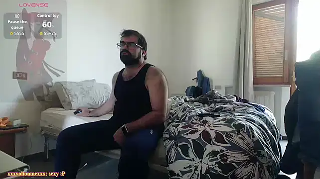 Snapshot of Attila985 chatting on 9, 4, 2026 Attila985 online show from 9, 4, 2026