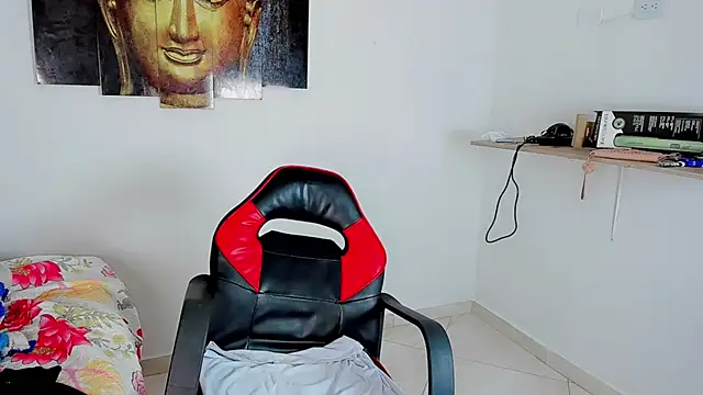 little tsgirl  online show from 7, 2, 2026