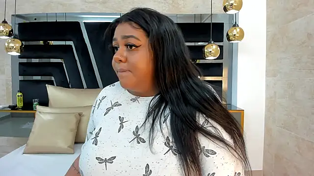 Snapshot of BiancaFollerach chatting on 12, 2, 2025 BiancaFollerach online show from 12, 2, 2025