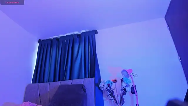 perla7777 online show from 3, 10, 2025