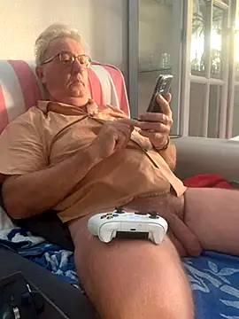 Nudelschwanz online show from 23, 10, 2025