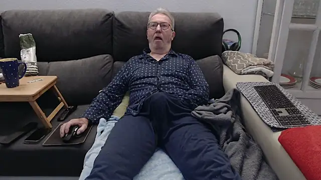 Nudelschwanz online show from 4, 3, 2026