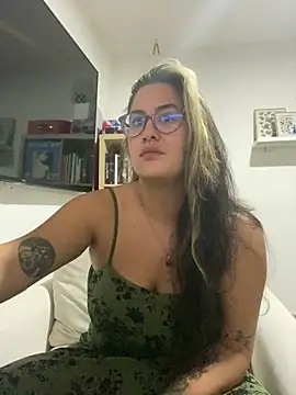 Snapshot of ZabathMiller chatting on 6, 4, 2026 ZabathMiller online show from 6, 4, 2026